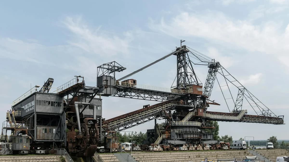 Explore the massive industrial machinery at Ferropolis in Gräfenhainichen, showcasing mining history.